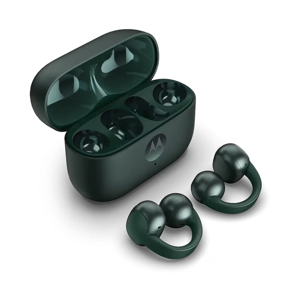 Moto Buds Loop verdes con diseño ergonómico y audio inalámbrico en Claro Guatemala